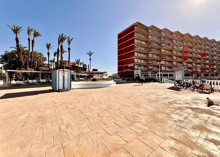 Διαμέρισμα De Lujo Con Piscina Y Vistas Al Mar En *