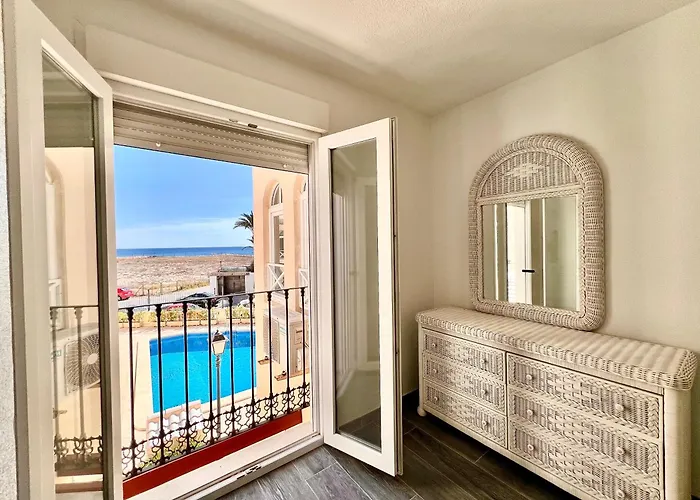 De Lujo Con Piscina Y Vistas Al Mar En * Τορεβιέχα