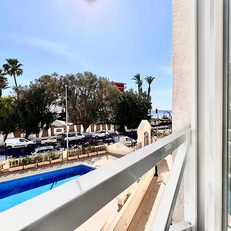 De Lujo Con Piscina Y Vistas Al Mar En Апартаменты *
