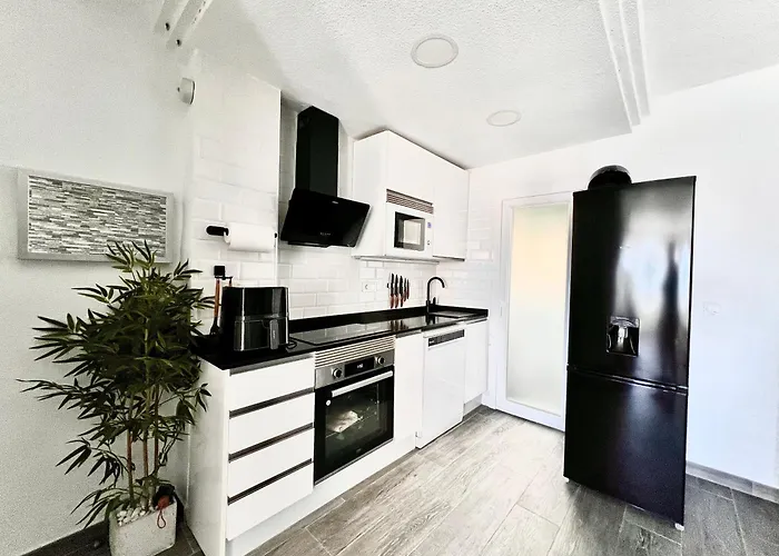 De Lujo Con Piscina Y Vistas Al Mar En Torrevieja