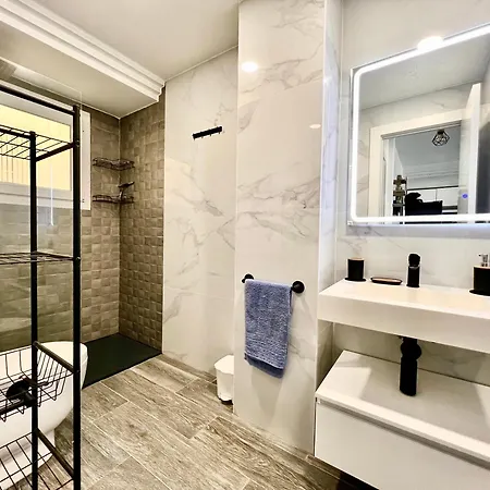 De Lujo Con Piscina Y Vistas Al Mar En Apartament Torrevieja